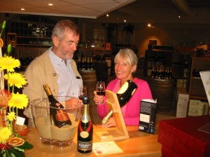 Simon & Karin Grainger enjoying a wine tasting